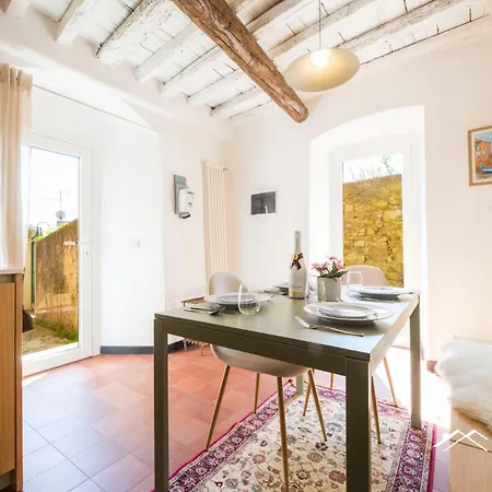 Διαμέρισμα 1min | Sea View| 2br| A/c| By Tilo *
