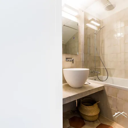 Διαμέρισμα 1min | Sea View| 2br| A/c| By Tilo *
